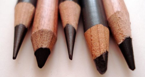 Carbon and Ebony pencils, pencil talk